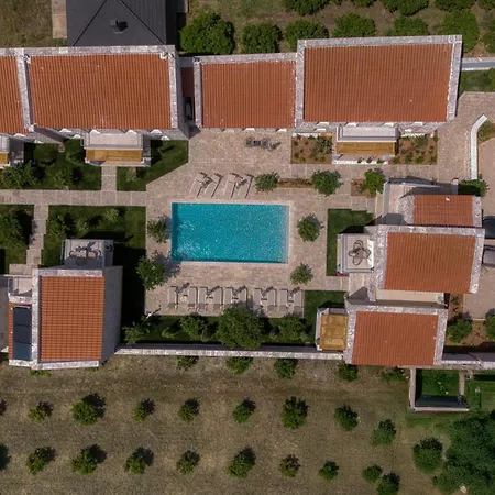 Hotel apartamentowy Petroulas Village 4*