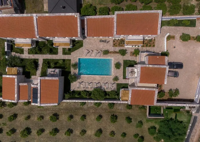 Appart hôtel Petroulas Village 4*