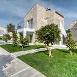 Petroulas Village 4* نافبليو