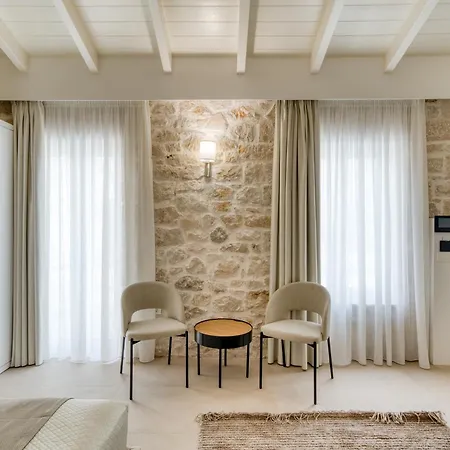 Appart hôtel Petroulas Village