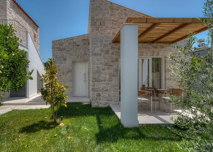 Petroulas Village Apart Otel